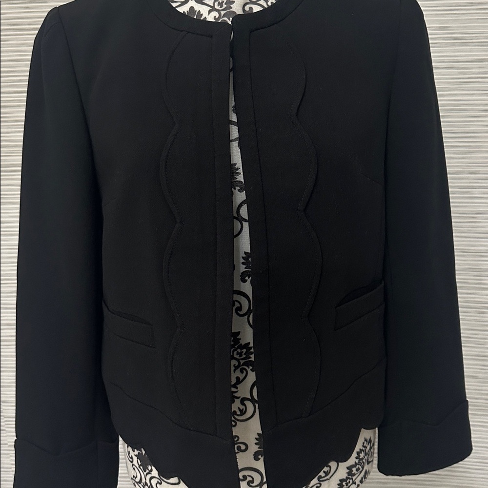 Ann Taylor Black Collarless Scalloped Blazer Sz. M - Picture 12 of 12